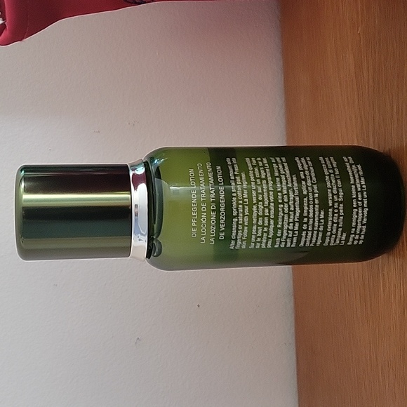 La Mer Treatment Lotion Set with Red Bag - Picture 4 of 5